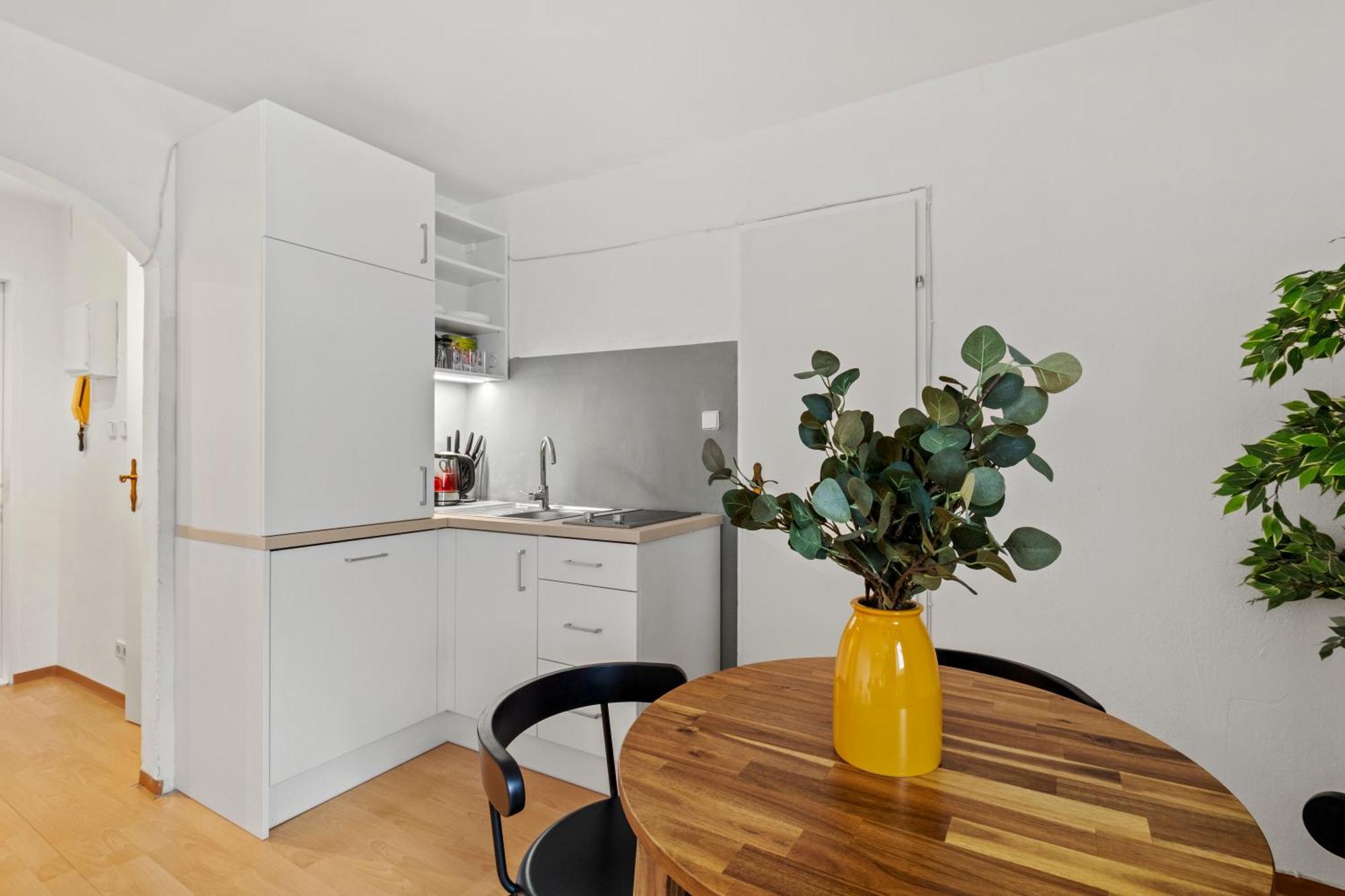 Perfect Location, 2 Min To Main Station Apartment Wien Ngoại thất bức ảnh