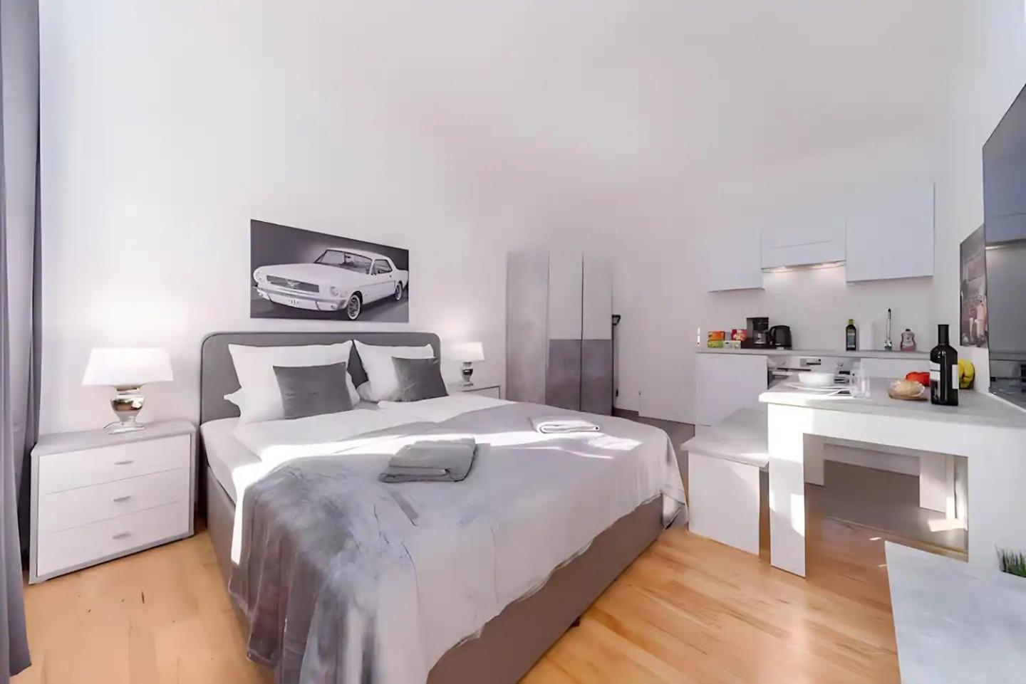 Perfect Location, 2 Min To Main Station Apartment Wien Ngoại thất bức ảnh