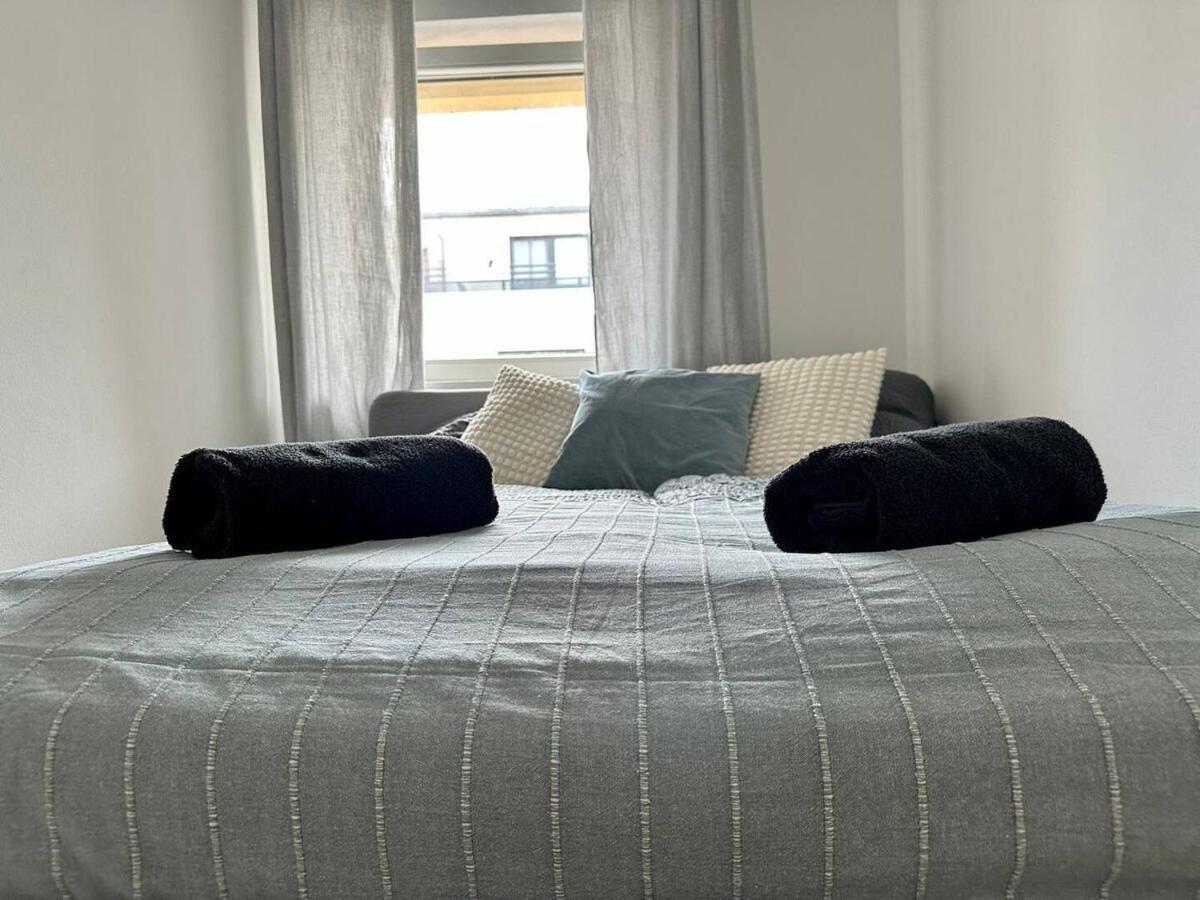Perfect Location, 2 Min To Main Station Apartment Wien Ngoại thất bức ảnh